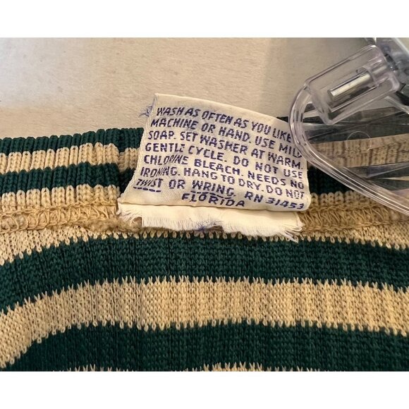 Vintage 70s Knits By Magda Sleeveless Cardigan Vest - Picture 11 of 13